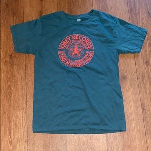 Obey tee